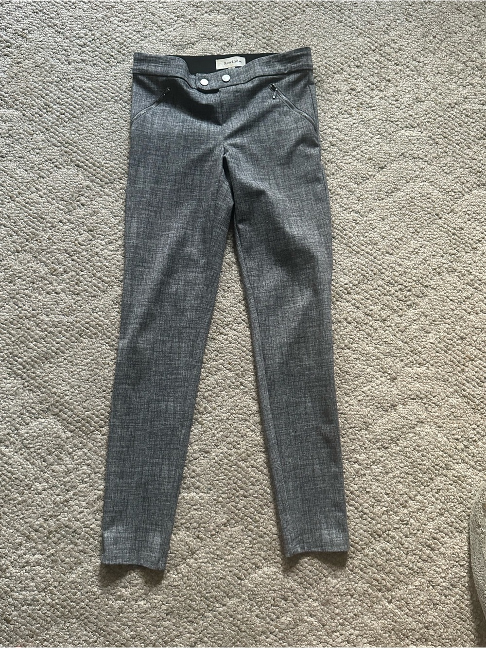 Grey pants with zipper detail